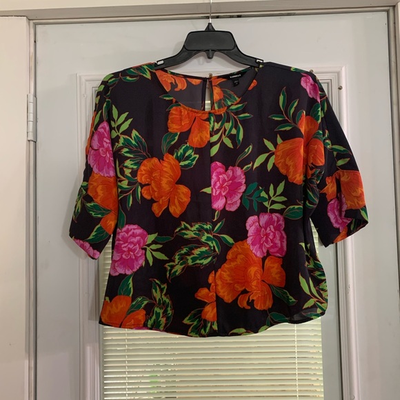 Ladies Sz small express top - Picture 1 of 1